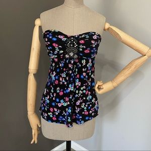 Candie’s Floral Strapless Summer Top